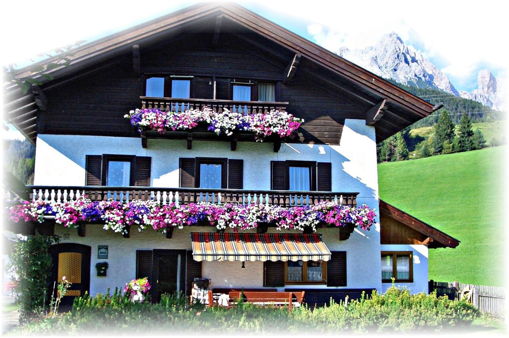 Haus Hartl Hotel Saalfelden Exterior foto